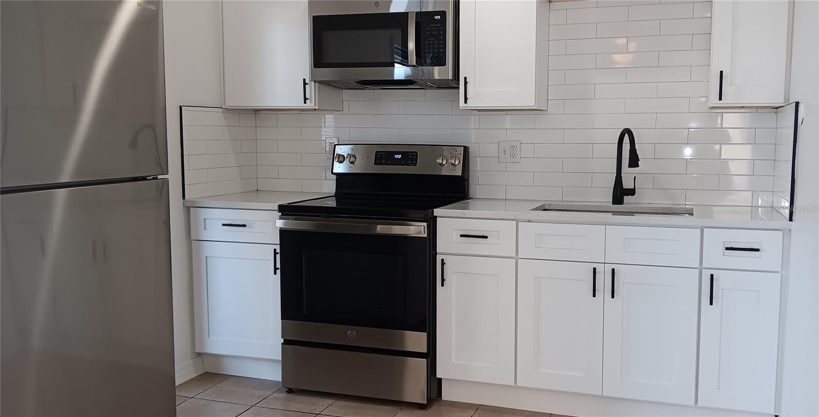 885 BELTREES ST #12, DUNEDIN, FL — photo 3