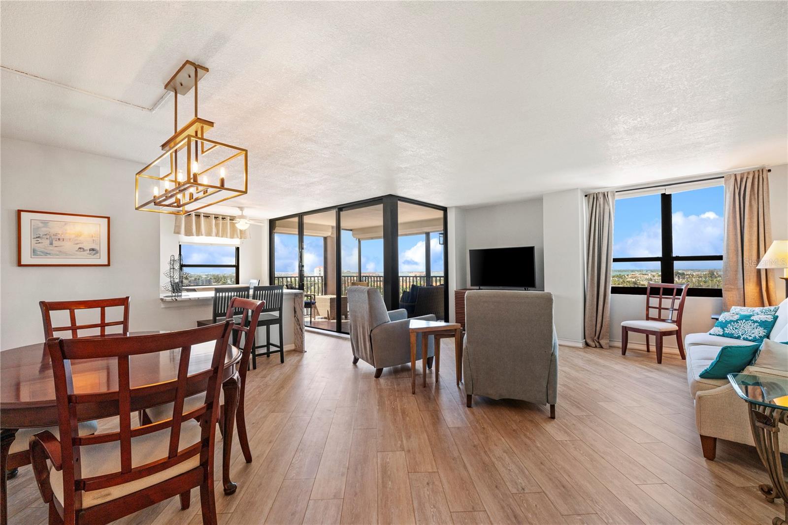 6294 BAHIA DEL MAR CIR #904, ST PETERSBURG, FL — photo 18