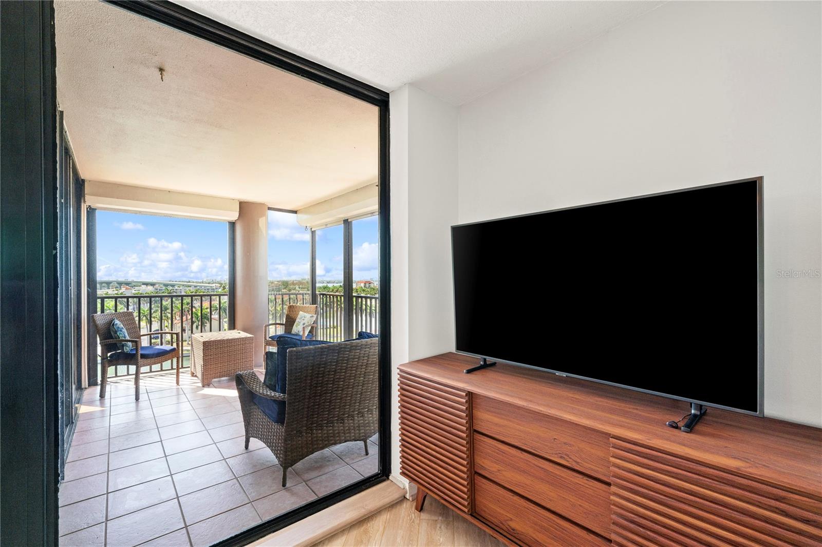 6294 BAHIA DEL MAR CIR #904, ST PETERSBURG, FL — photo 30