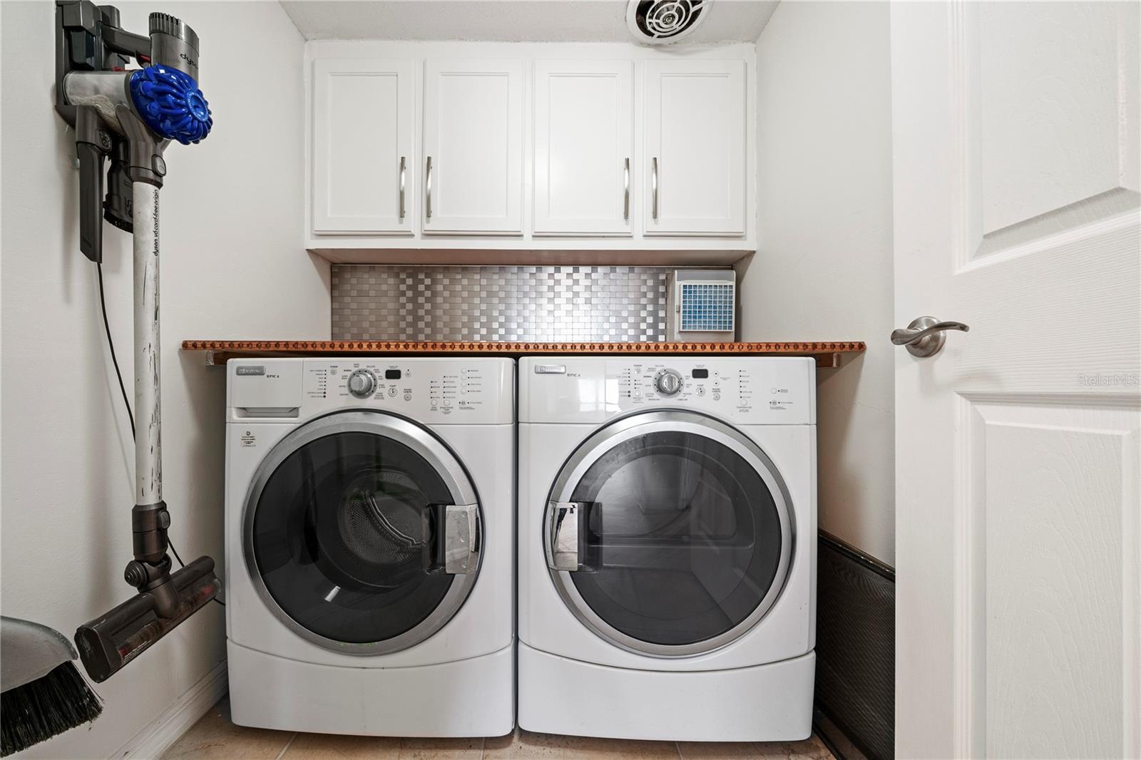 6294 BAHIA DEL MAR CIR #904, ST PETERSBURG, FL — photo 42