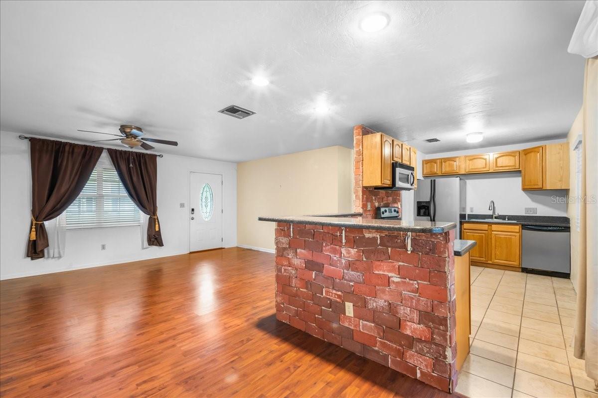 6205 NW 26TH TER, GAINESVILLE, FL — photo 8
