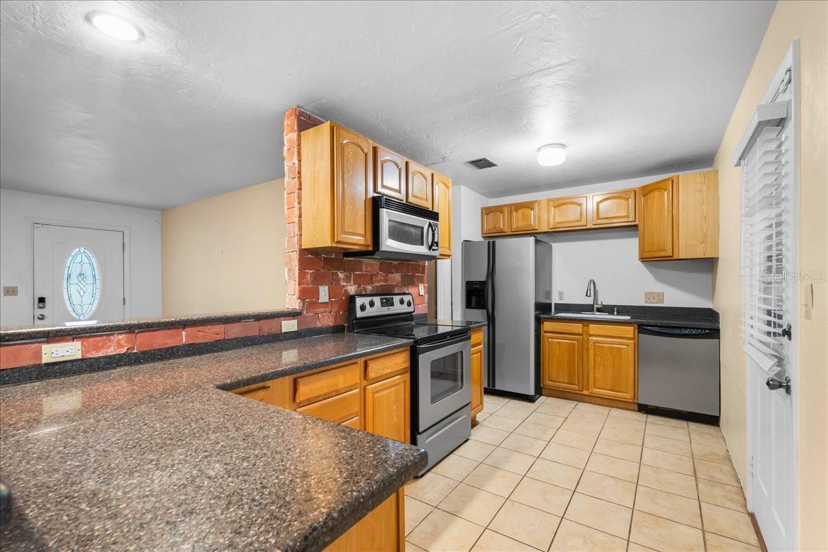 6205 NW 26TH TER, GAINESVILLE, FL — photo 10
