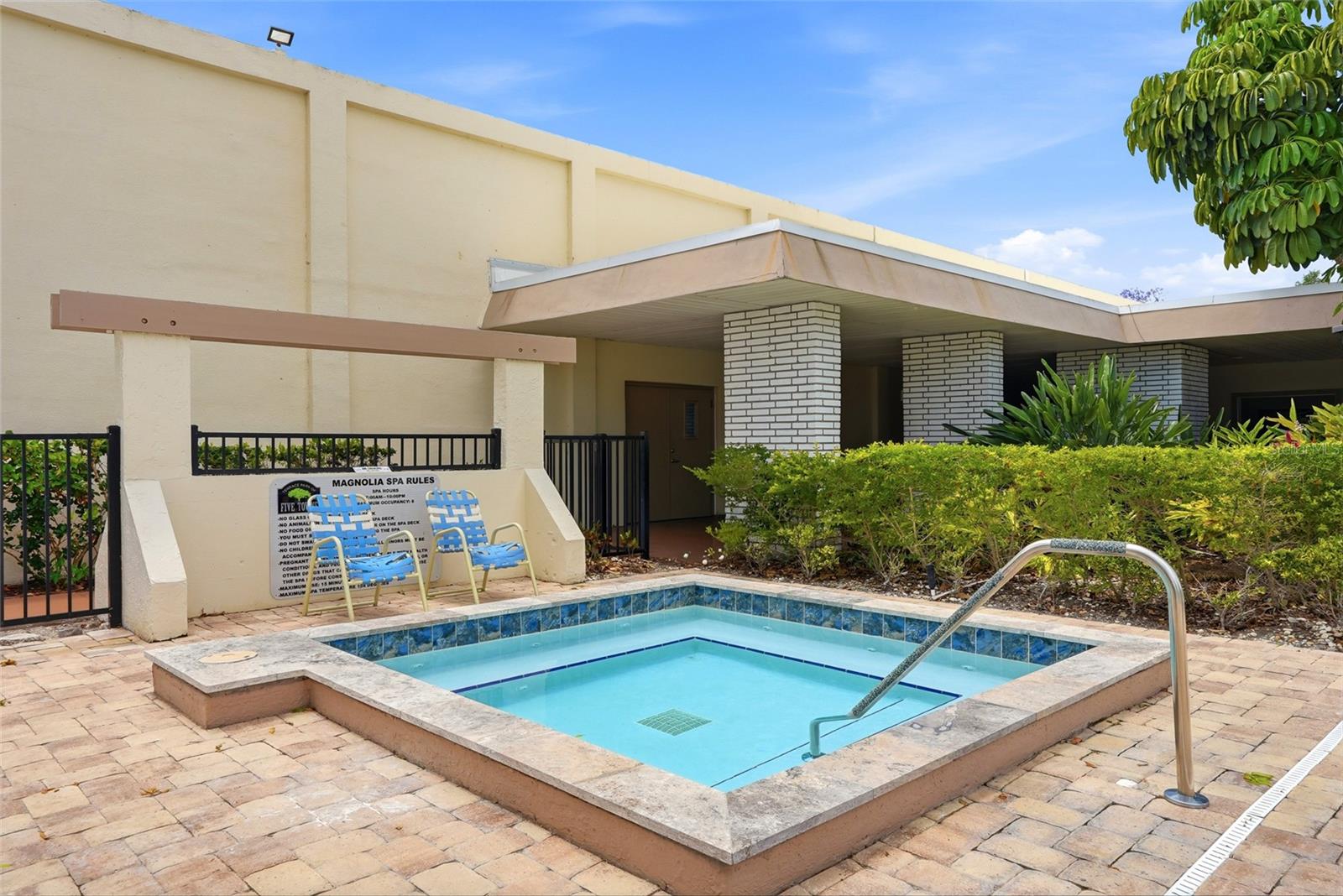 5967 TERRACE PARK DR N #201, ST PETERSBURG, FL — photo 37