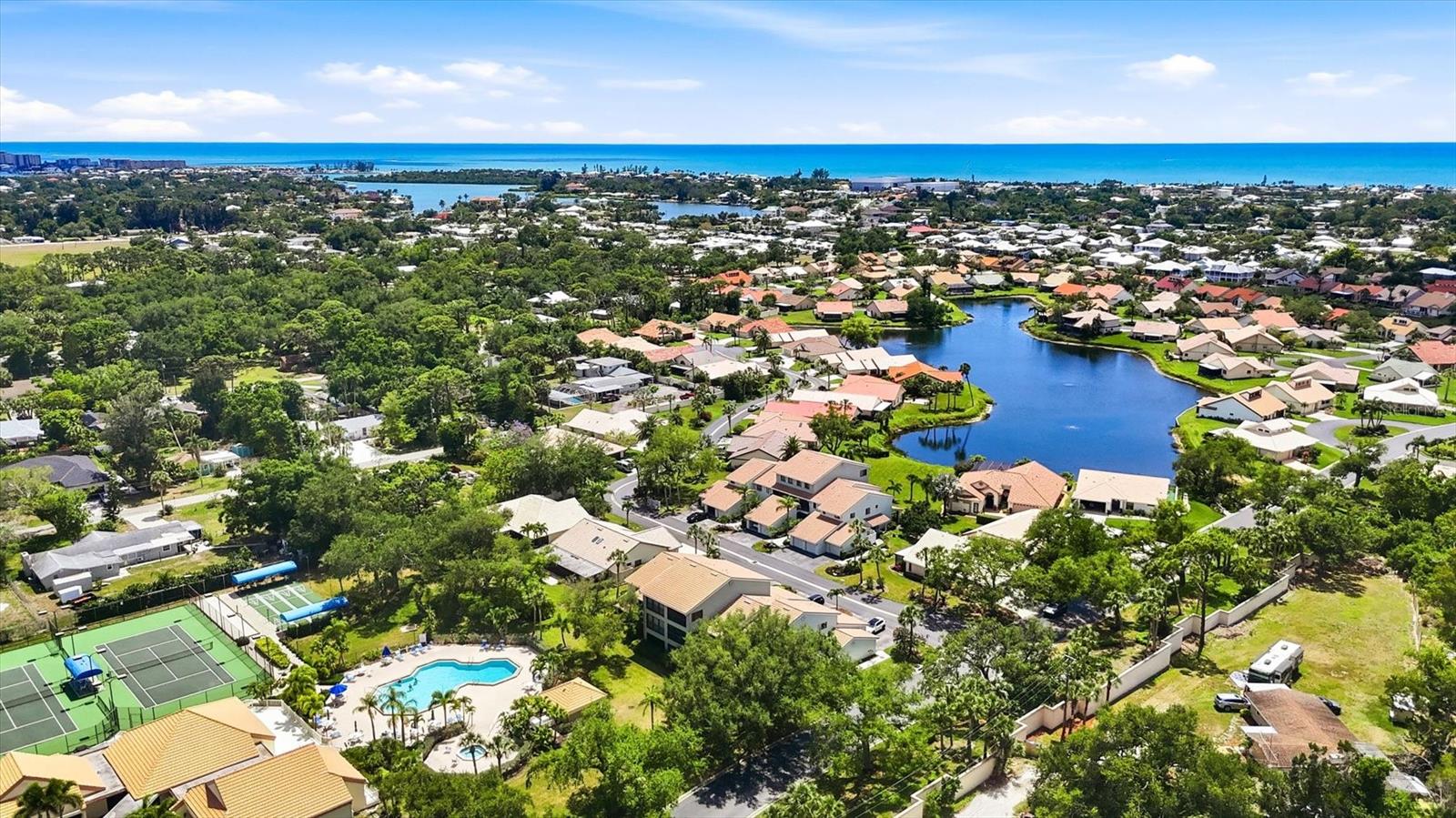 216 CARRIAGE HOUSE LN #216, NOKOMIS, FL — photo 32