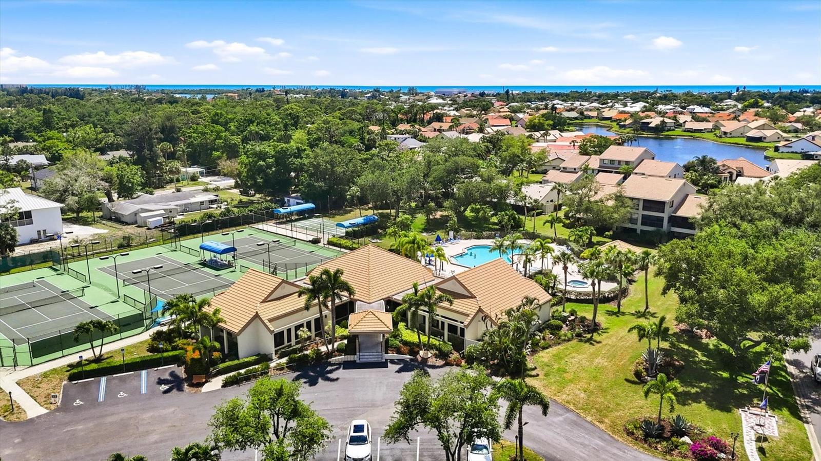 216 CARRIAGE HOUSE LN #216, NOKOMIS, FL — photo 35