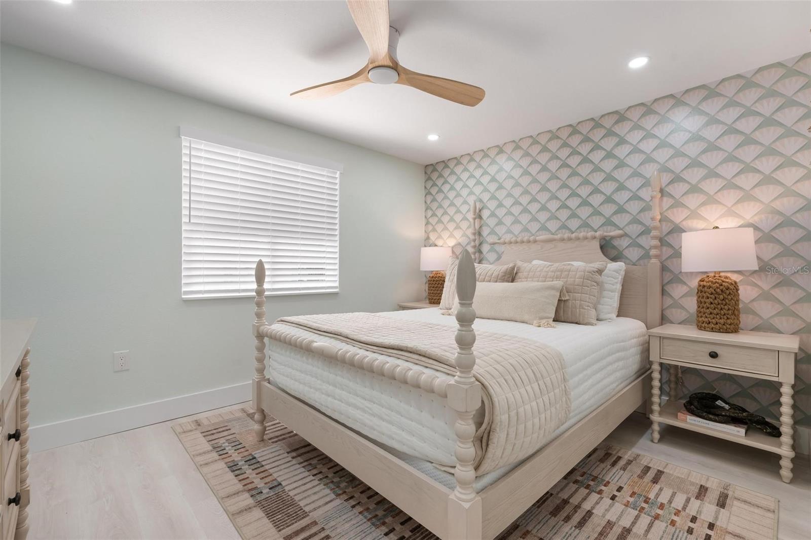 118 9TH ST N, BRADENTON BEACH, FL — photo 18