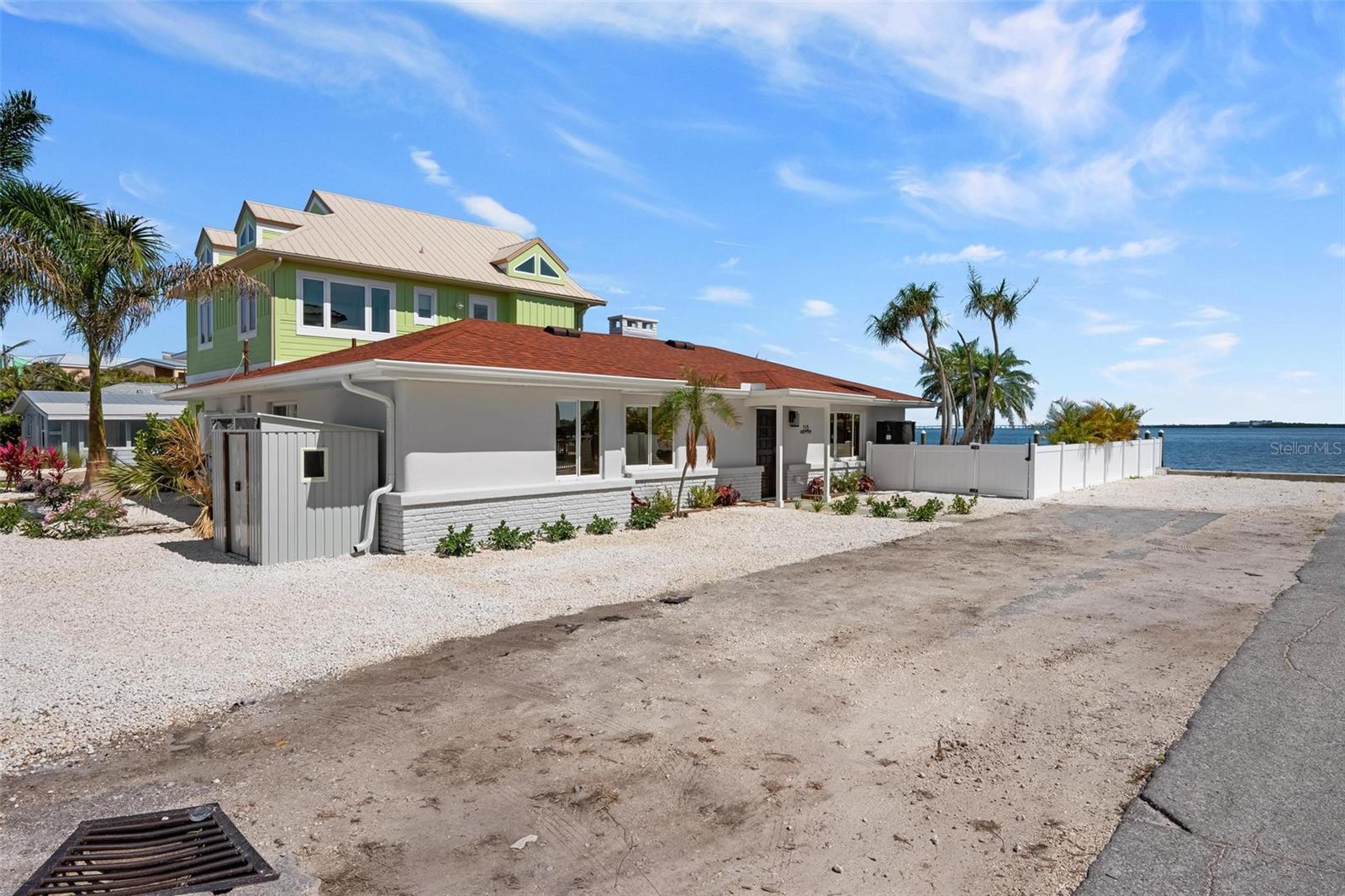 118 9TH ST N, BRADENTON BEACH, FL — photo 34