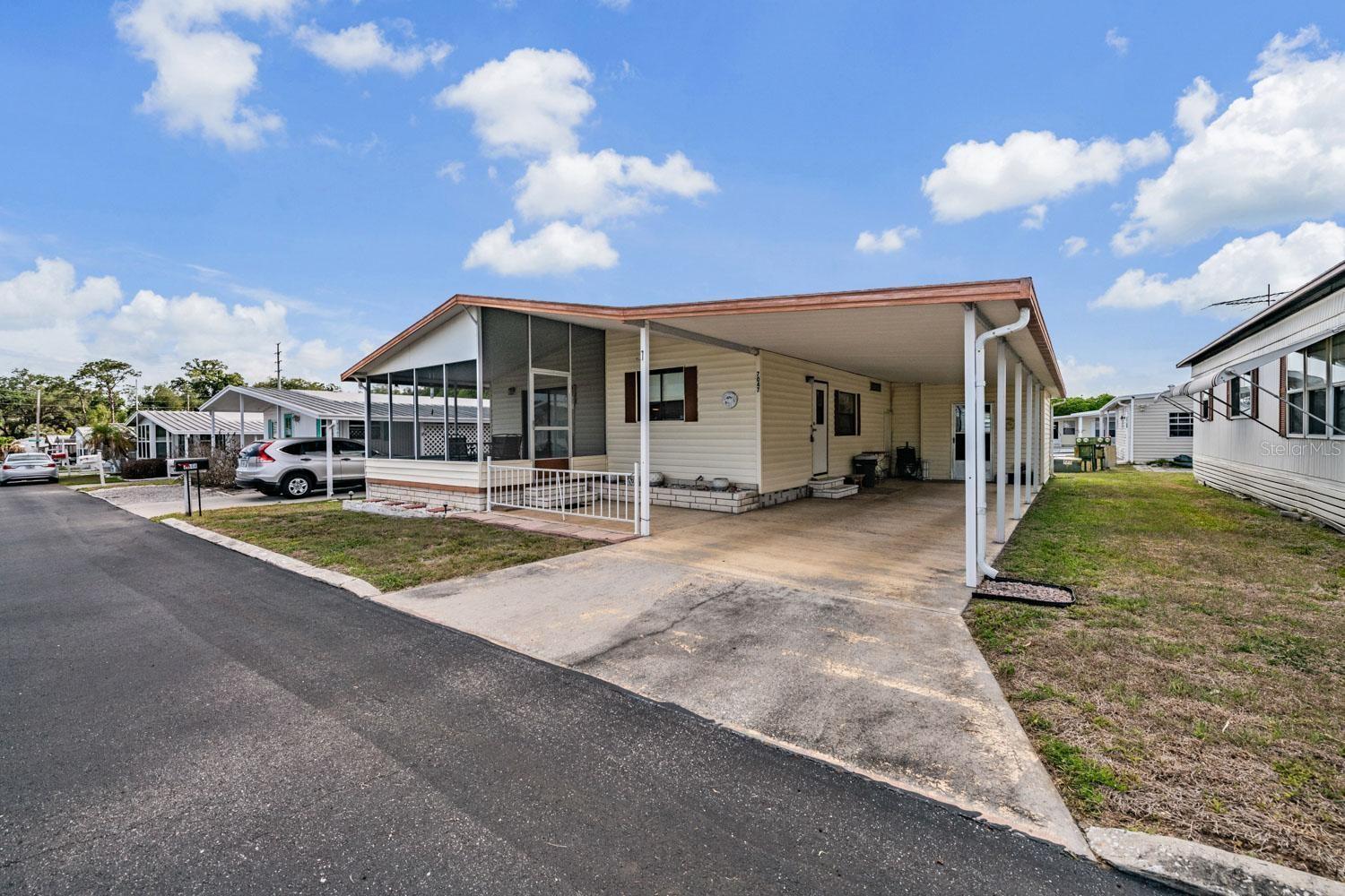 7047 EL MATADOR ST, ZEPHYRHILLS, FL — photo 4