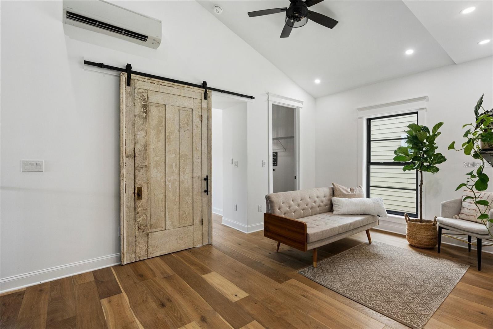 3501 W TACON ST, TAMPA, FL — photo 34
