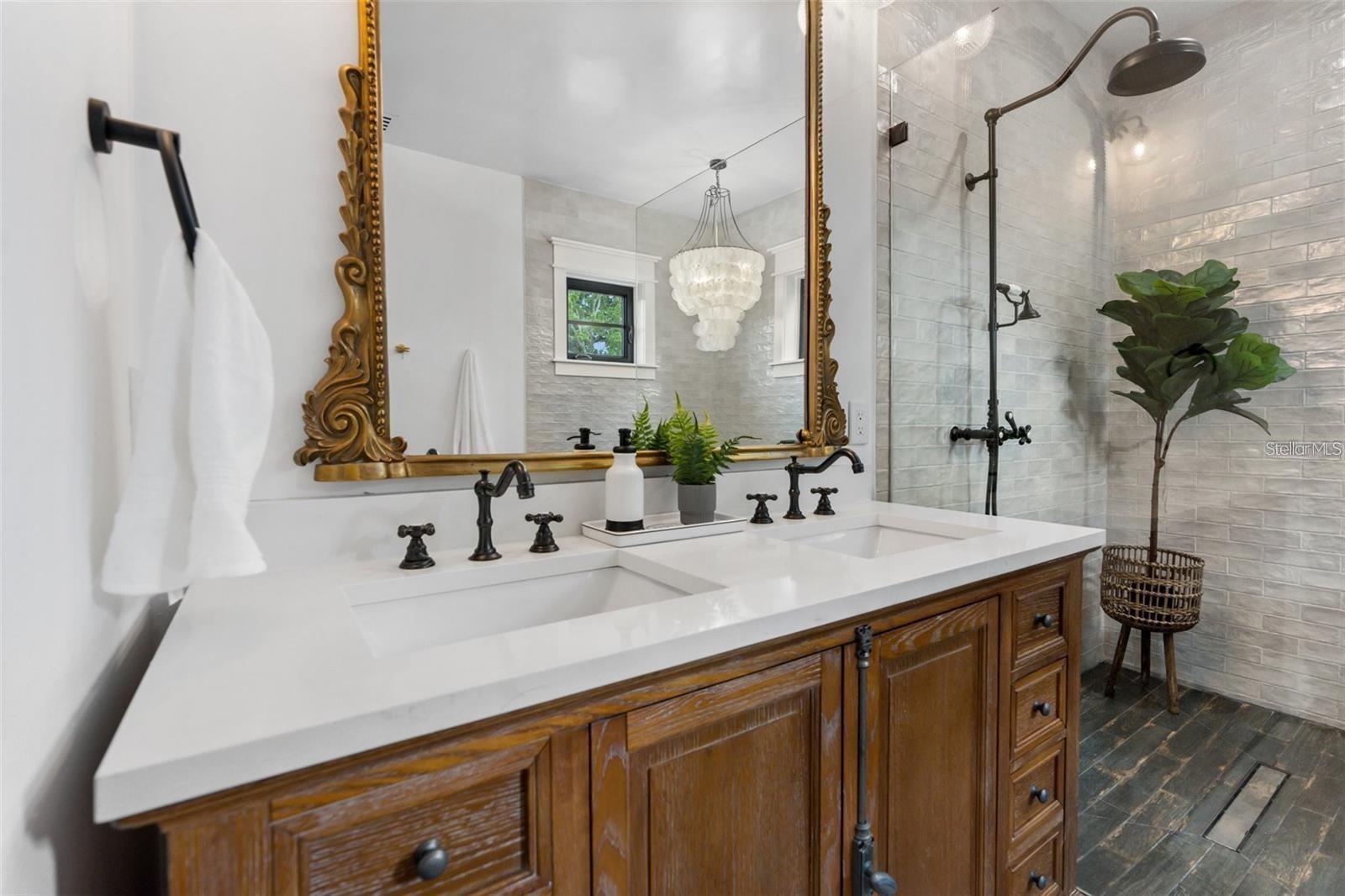 3501 W TACON ST, TAMPA, FL — photo 61