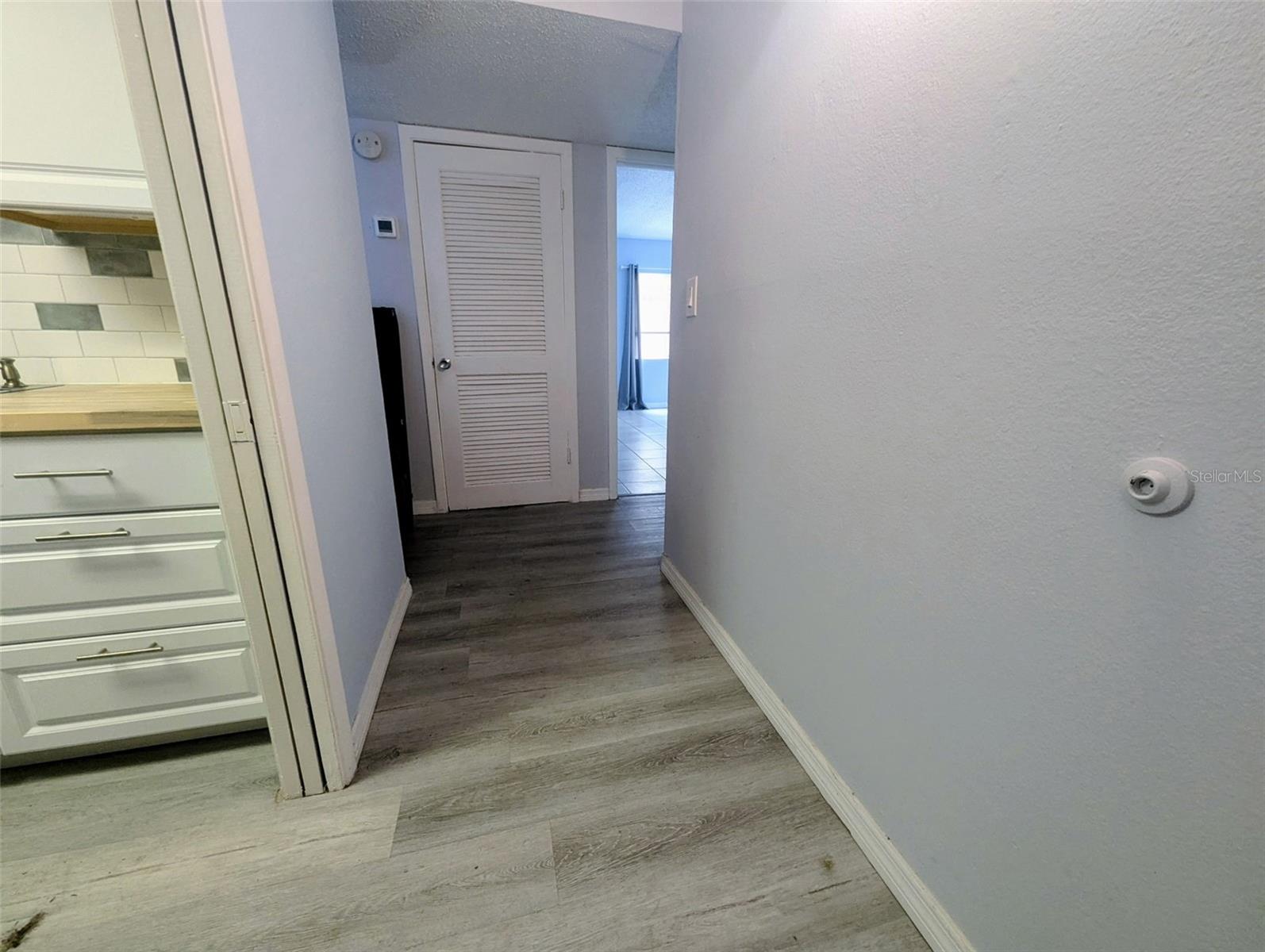 2366 E MALL DR #313, FORT MYERS, FL — photo 2