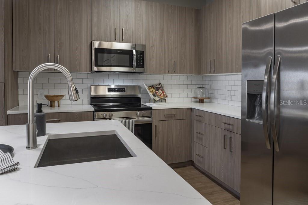 1015 LAKE FOREST BLVD #A2, WINTER HAVEN, FL — photo 15