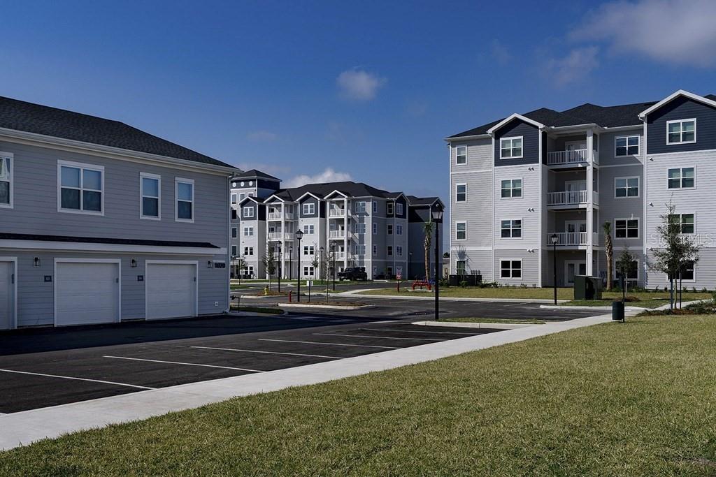 1015 LAKE FOREST BLVD #B3, WINTER HAVEN, FL — photo 2