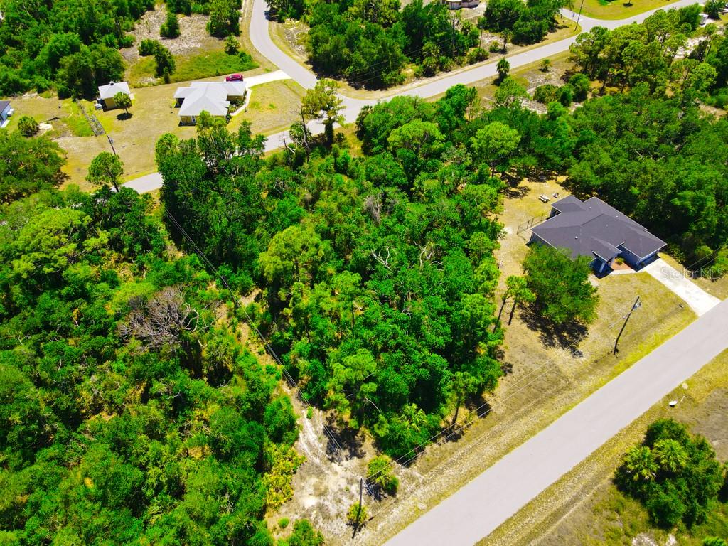 15531 FACTORY AVE, PORT CHARLOTTE, FL — photo 8