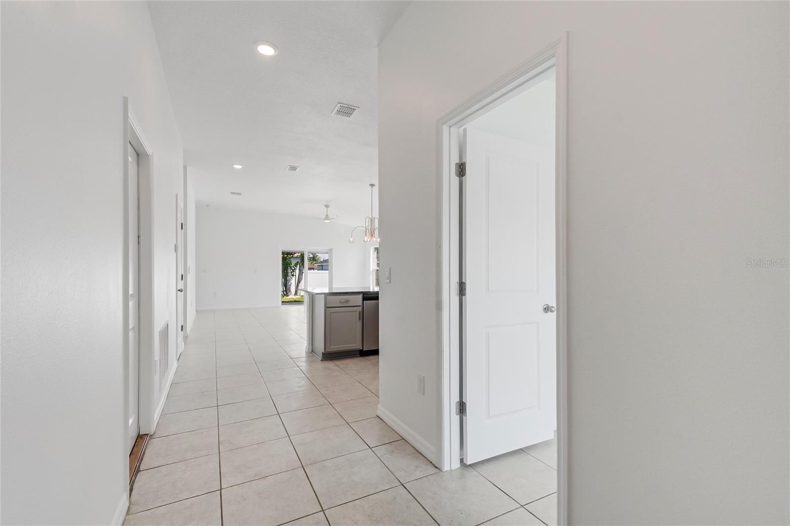1109 MUNSTER CT, KISSIMMEE, FL — photo 3