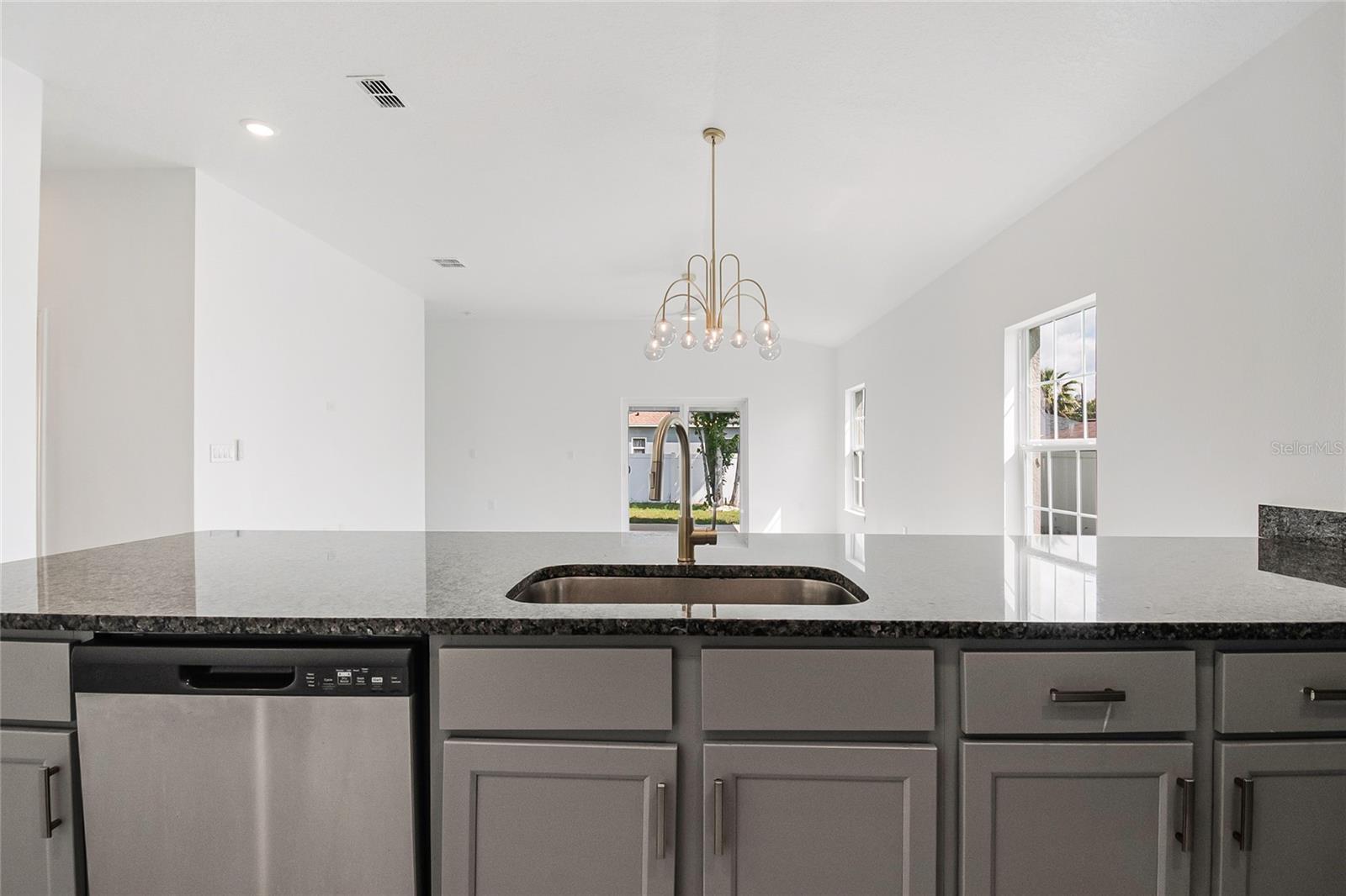 1109 MUNSTER CT, KISSIMMEE, FL — photo 10