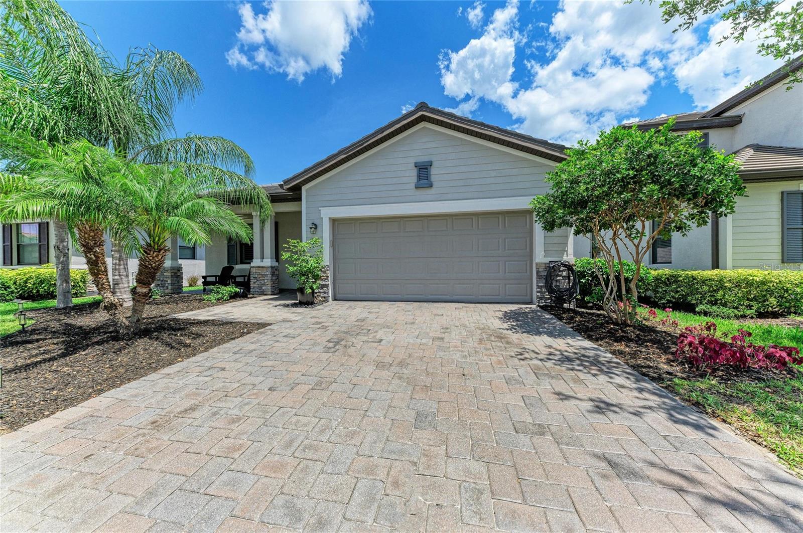 11515 SWEETGRASS DR, BRADENTON, FL — photo 3