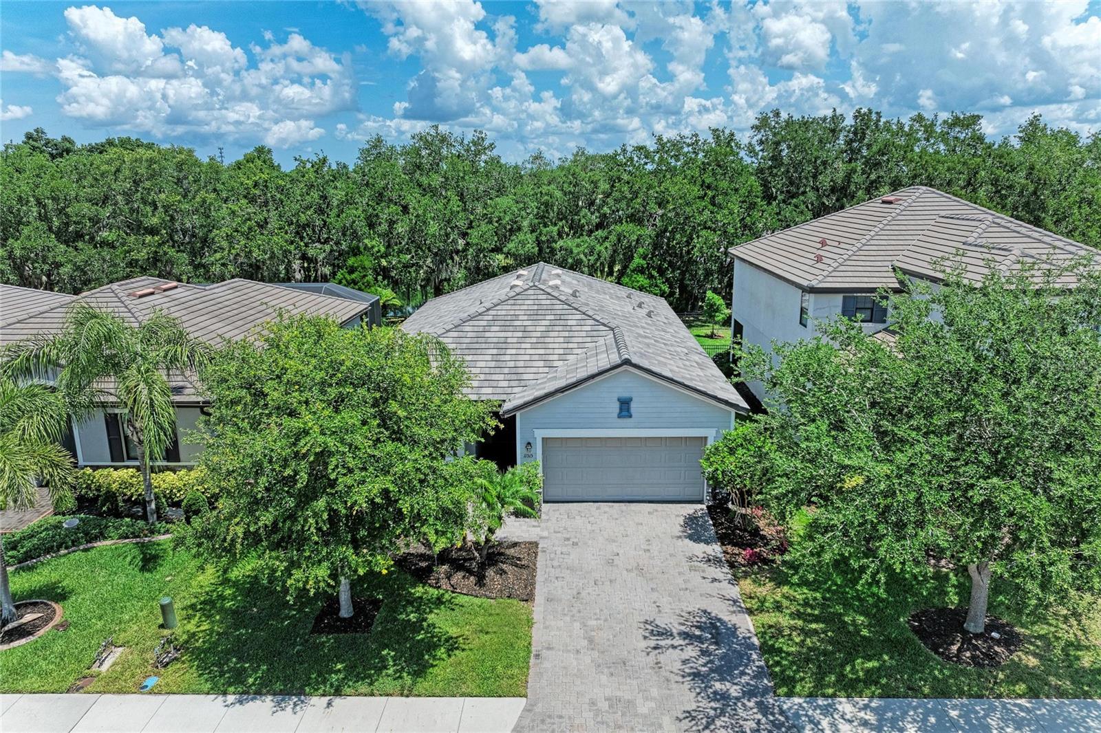 11515 SWEETGRASS DR, BRADENTON, FL — photo 4