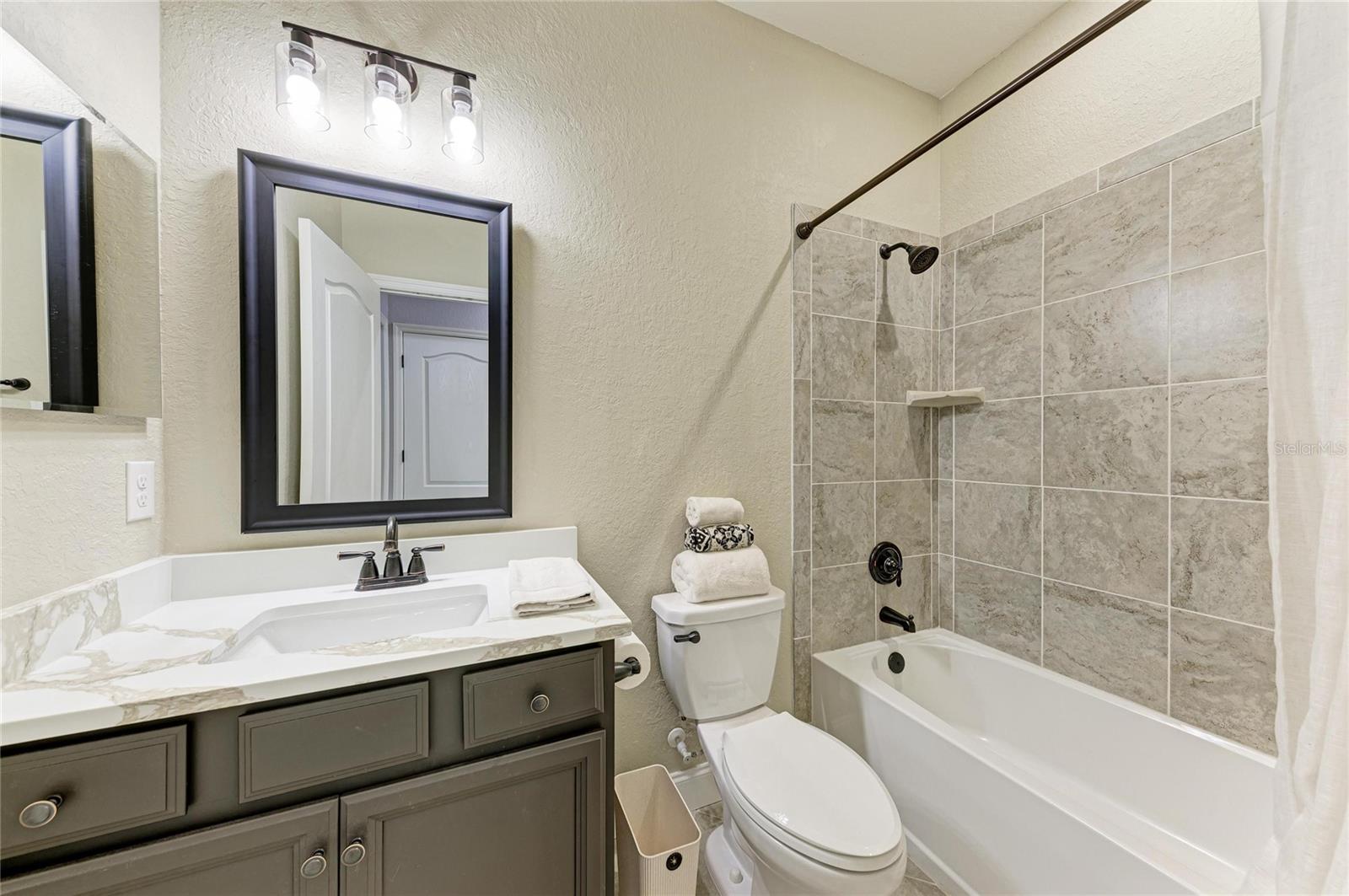 11515 SWEETGRASS DR, BRADENTON, FL — photo 27