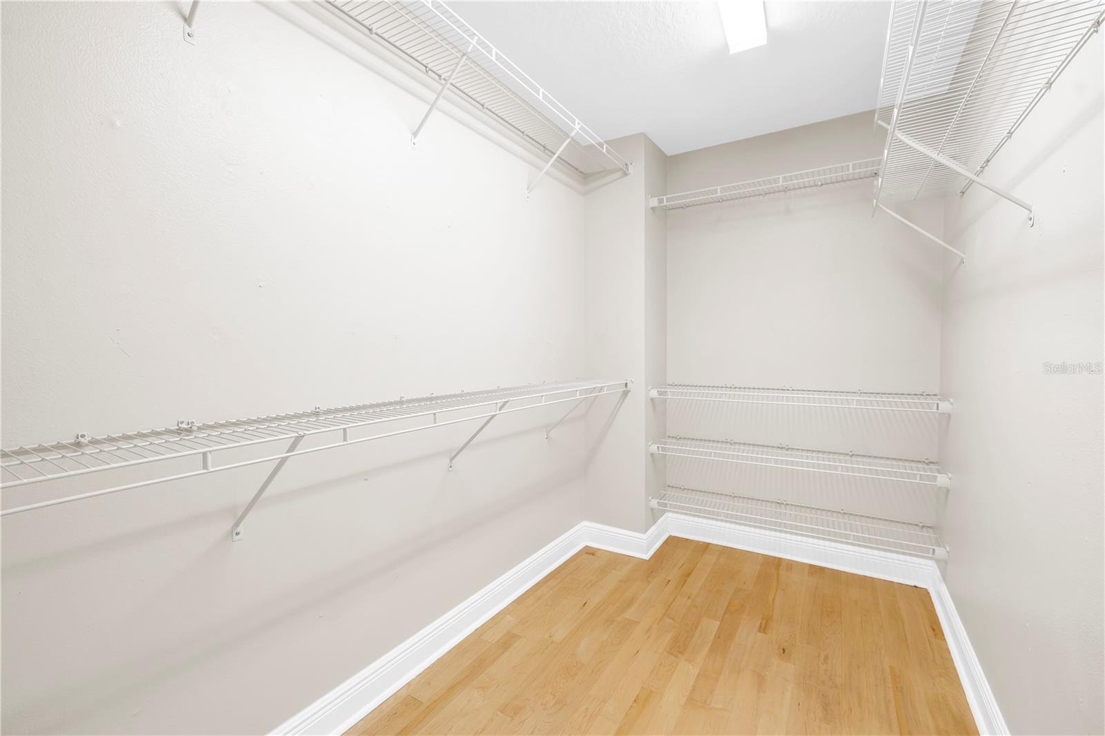 409 BARCELONA DR, ST PETERSBURG, FL — photo 17