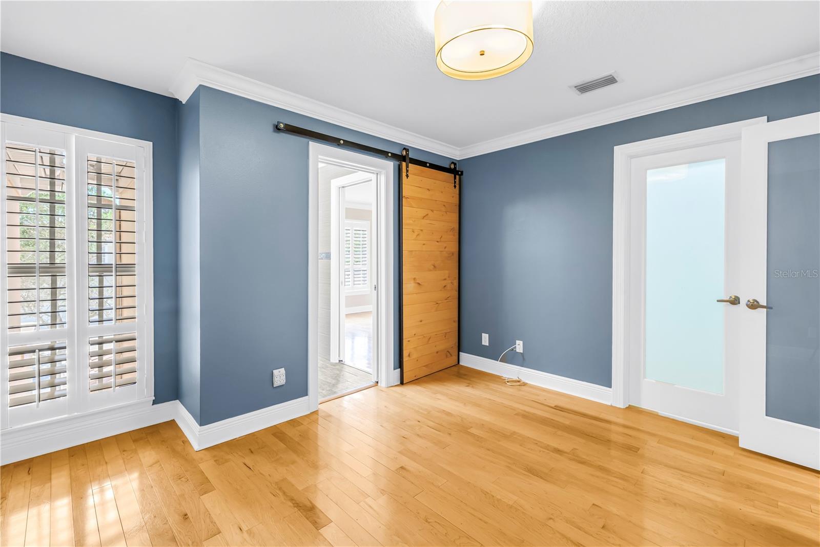 409 BARCELONA DR, ST PETERSBURG, FL — photo 19