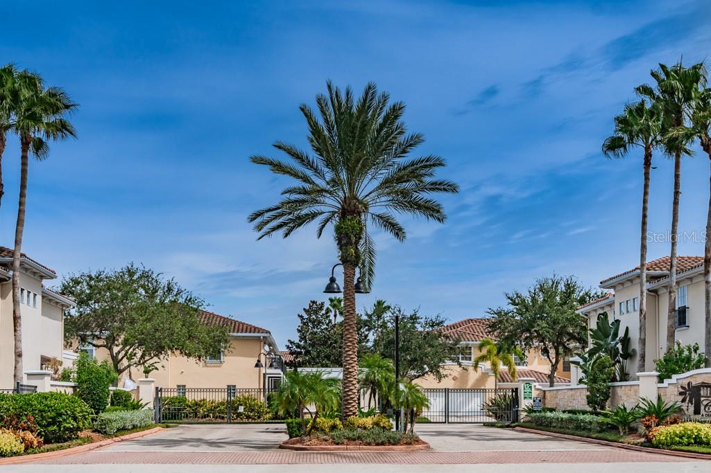 409 BARCELONA DR, ST PETERSBURG, FL — photo 31
