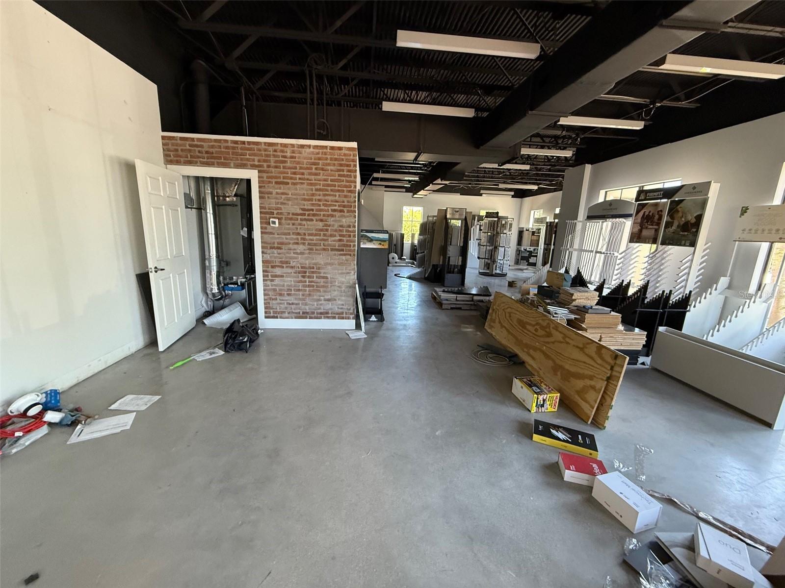 5920 PAN AMERICAN BLVD #104, NORTH PORT, FL — photo 3