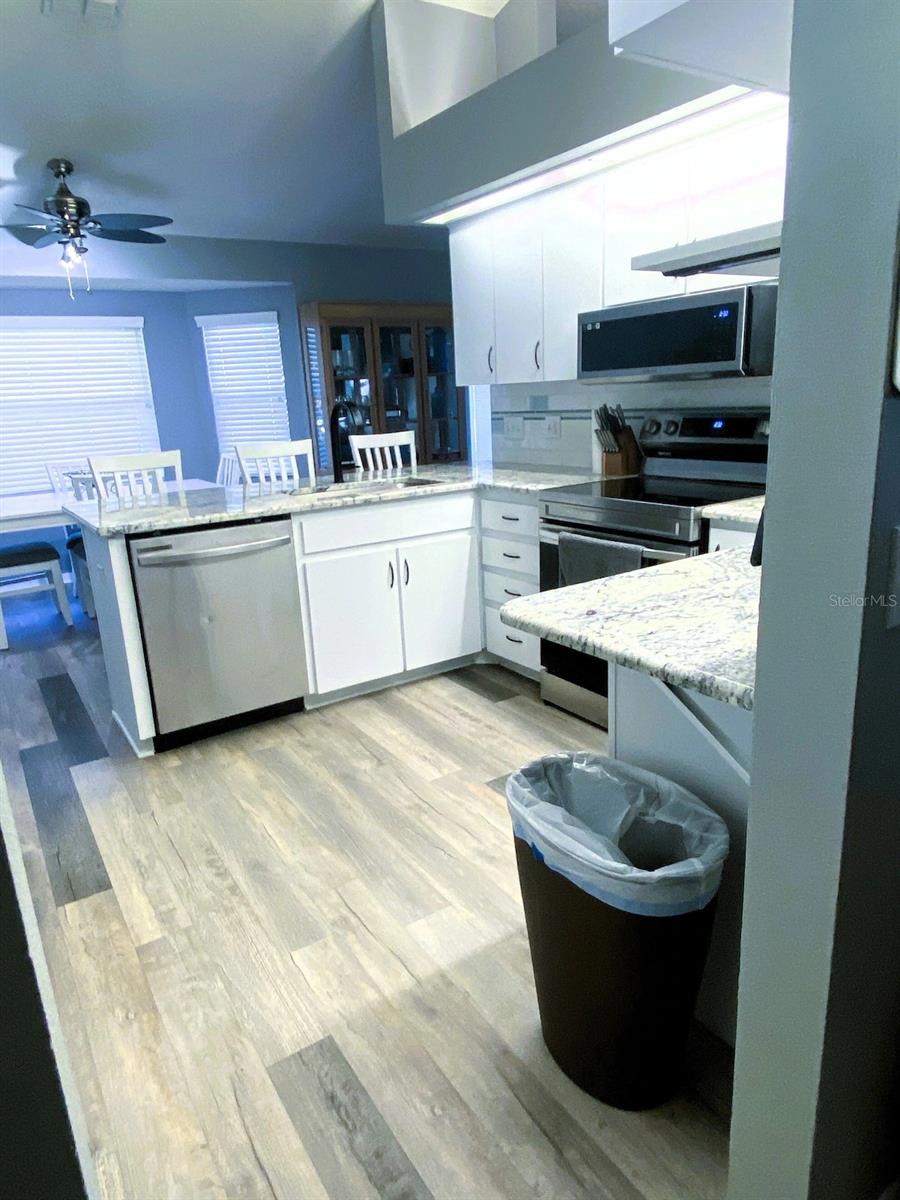 111 LINDALE ST, LAKELAND, FL — photo 3