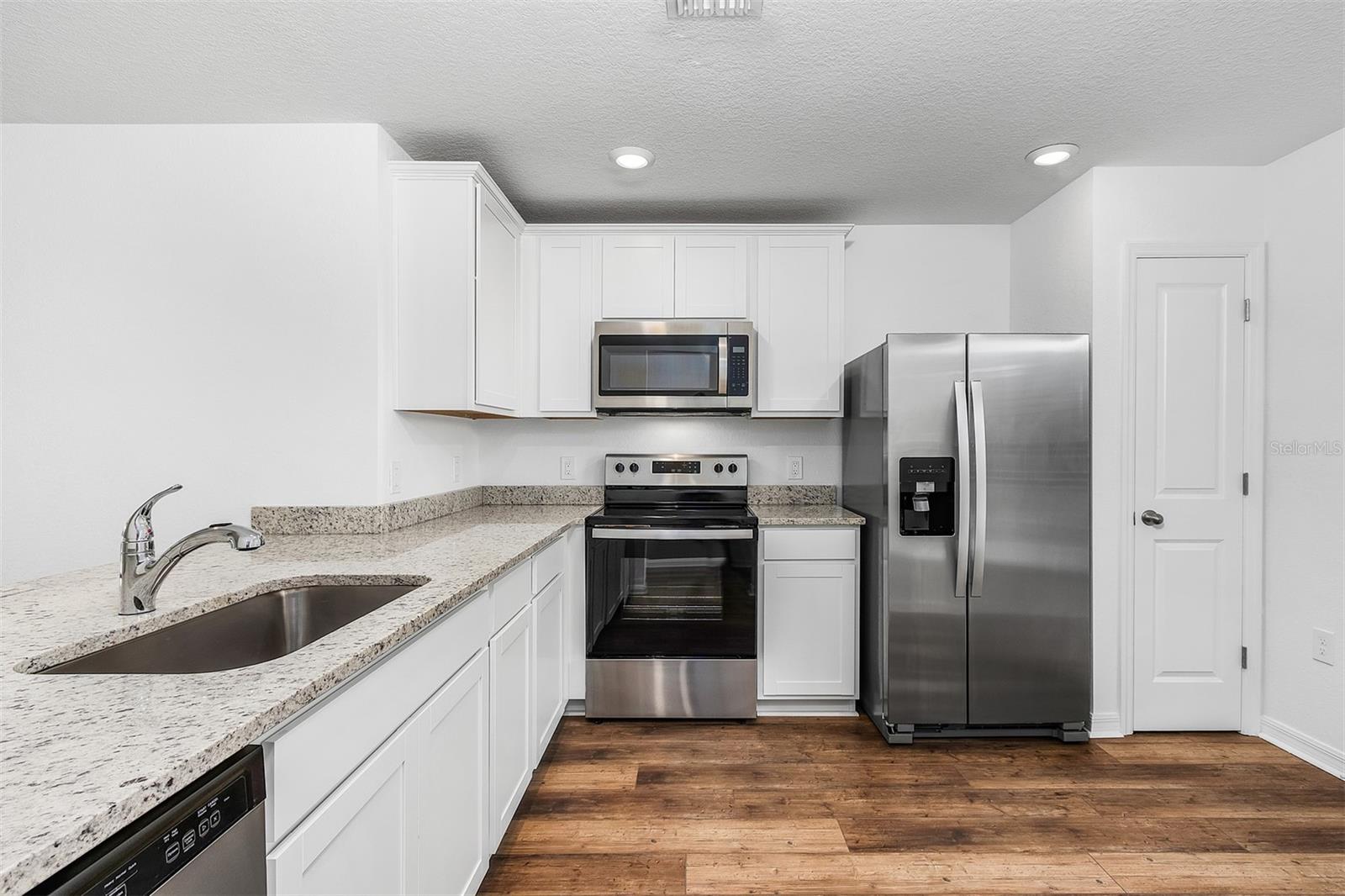5952 GILLOT BLVD, PORT CHARLOTTE, FL — photo 6