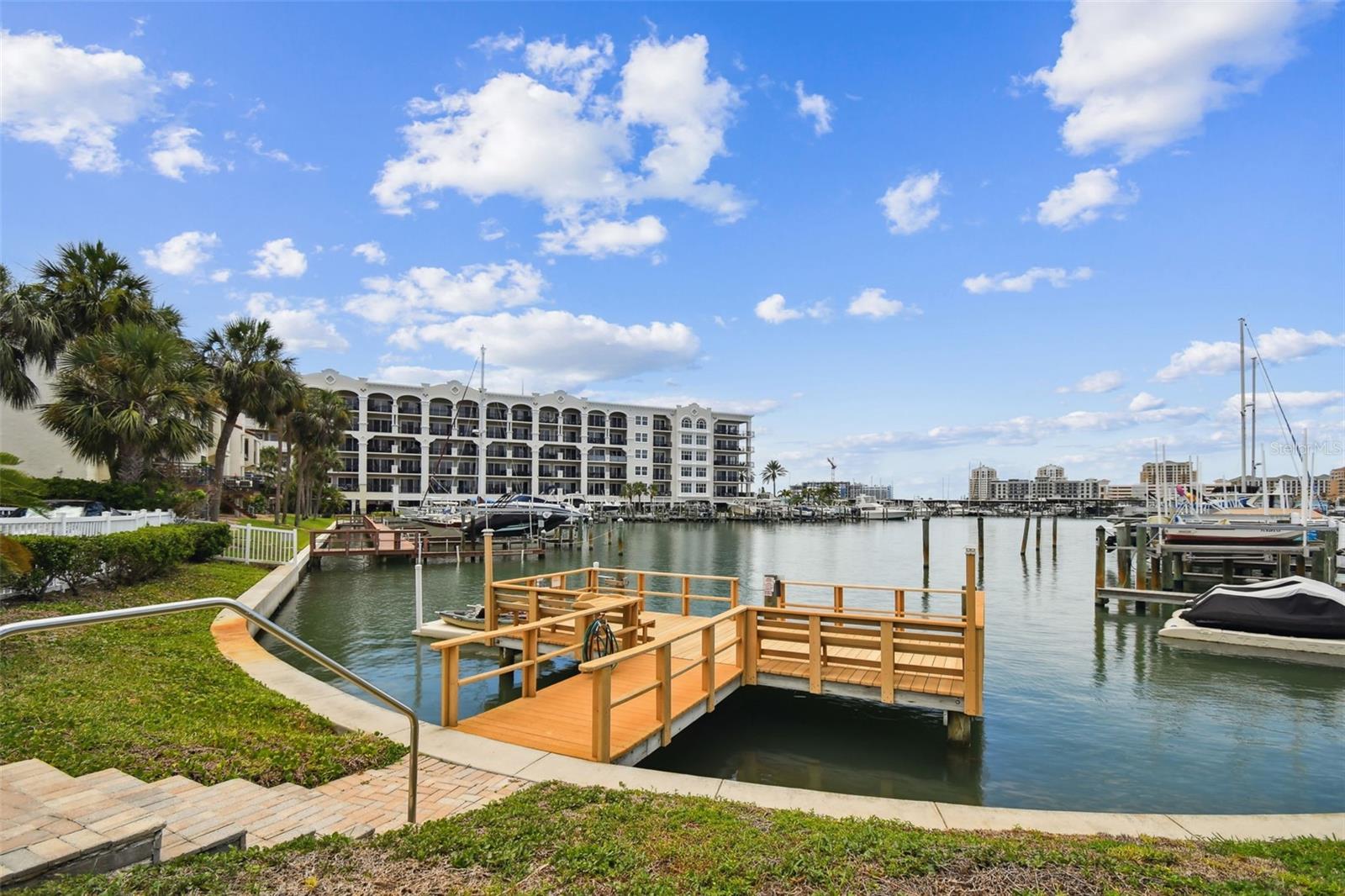 255 DOLPHIN PT #207, CLEARWATER BEACH, FL — photo 29