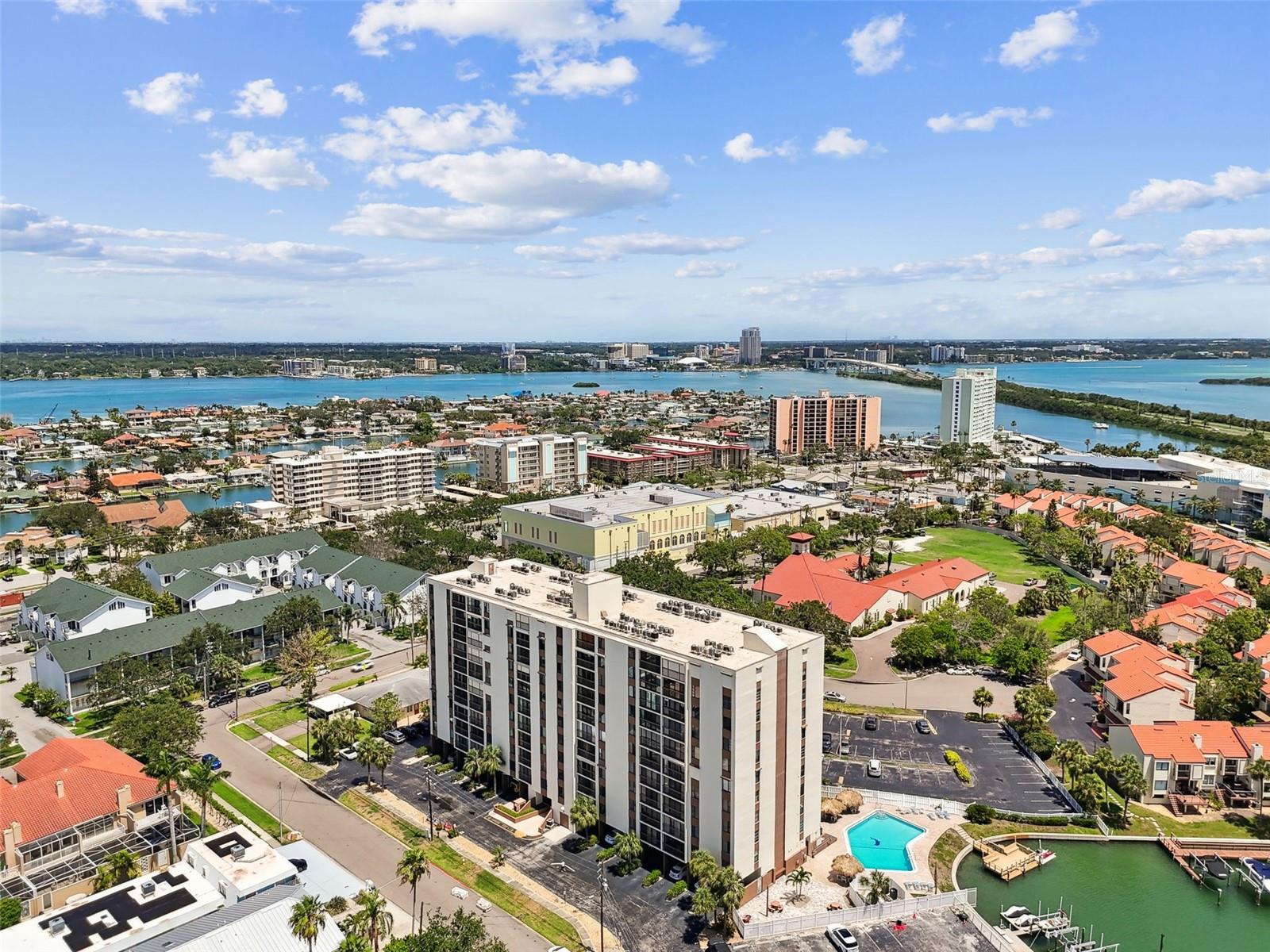 255 DOLPHIN PT #207, CLEARWATER BEACH, FL — photo 30