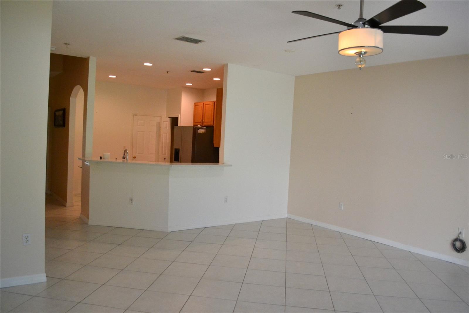 11235 KAPOK GRAND CIR, MADEIRA BEACH, FL — photo 7