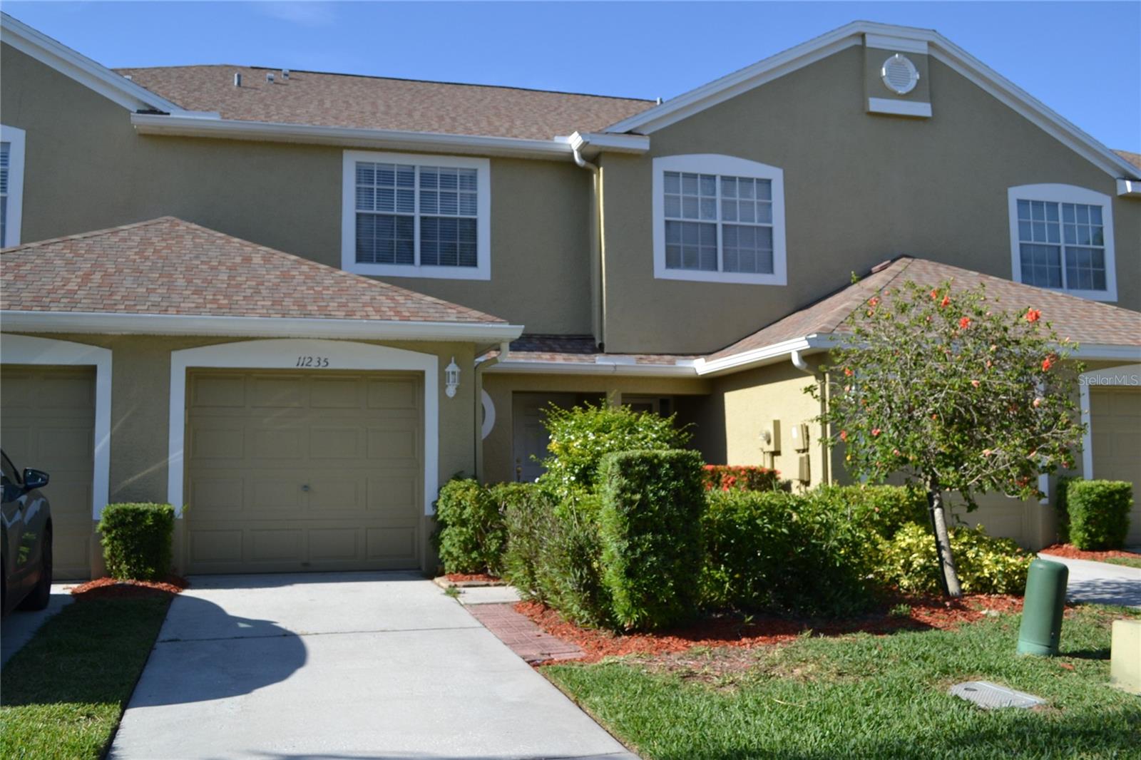 11235 KAPOK GRAND CIR, MADEIRA BEACH, FL — photo 31