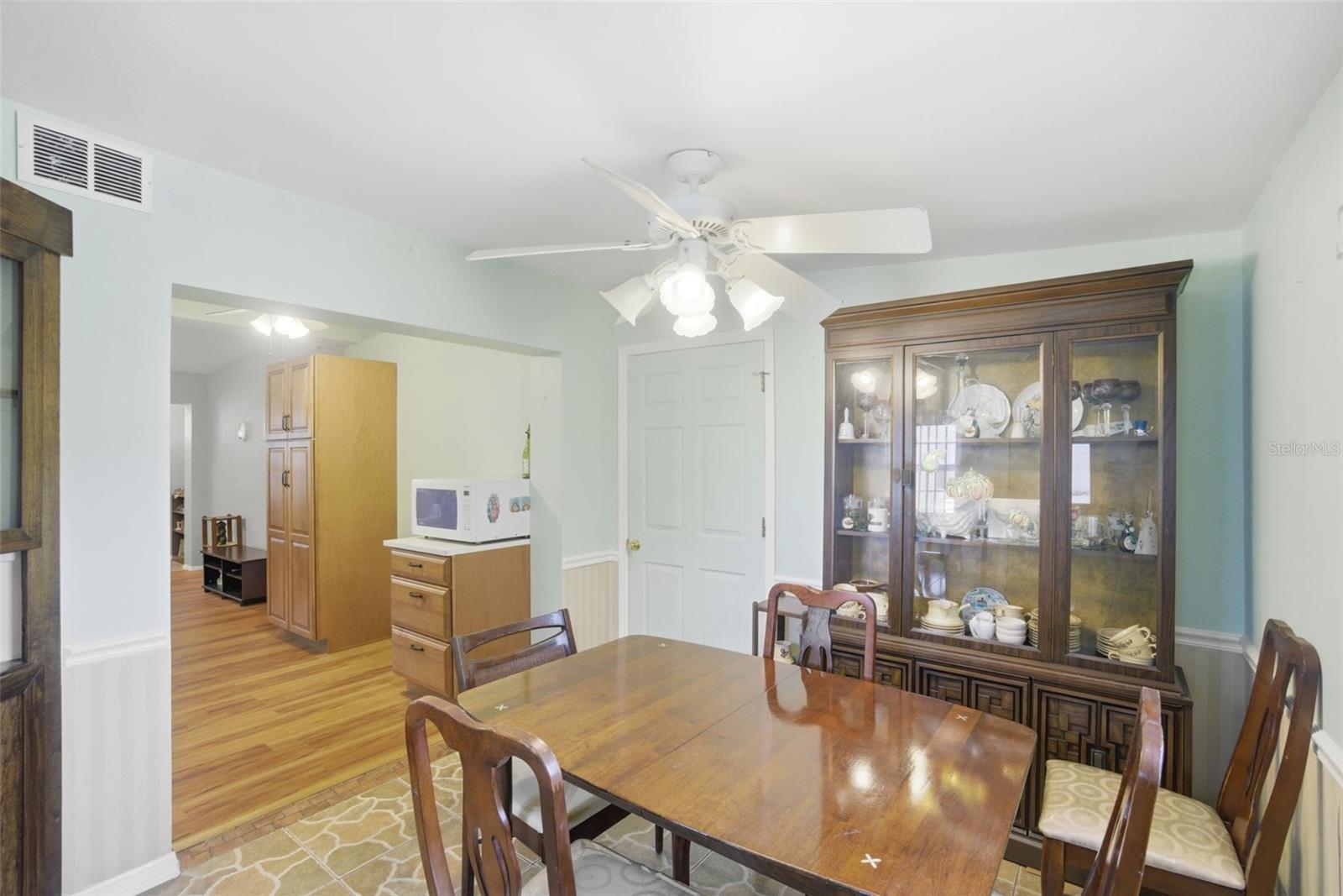 481 KENTIA RD, CASSELBERRY, FL — photo 9