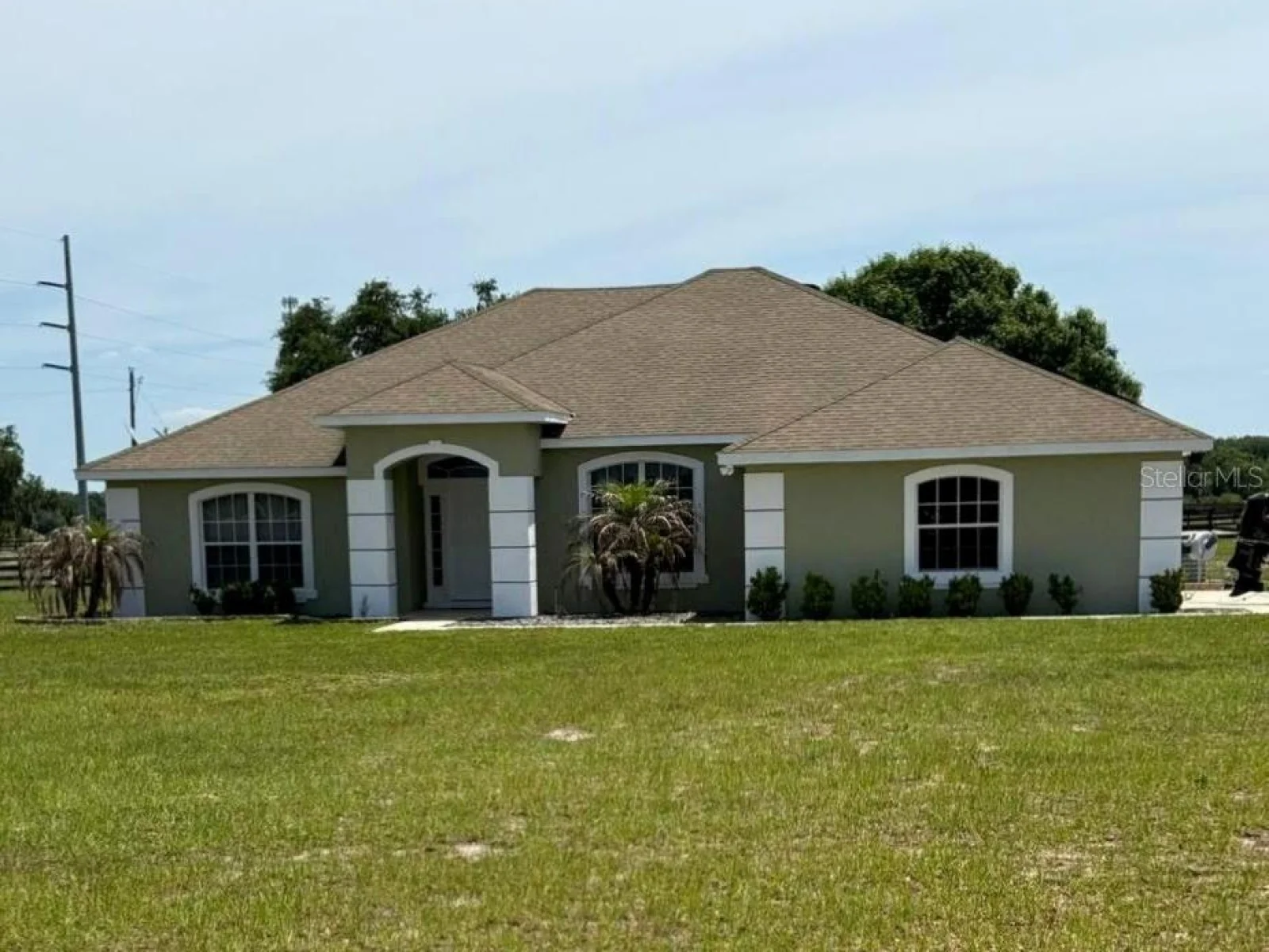 41430 ROGER GILES RD, UMATILLA, FL — photo 1