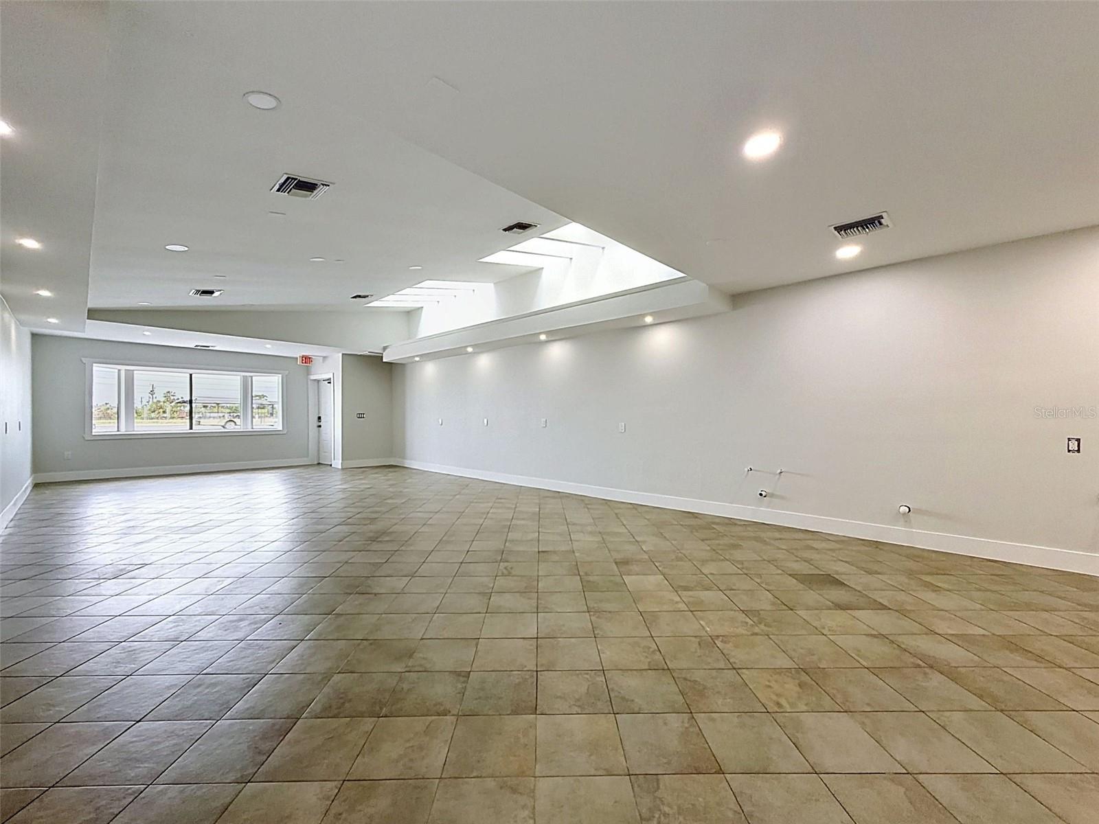 13414 US HIGHWAY 19, HUDSON, FL — photo 15