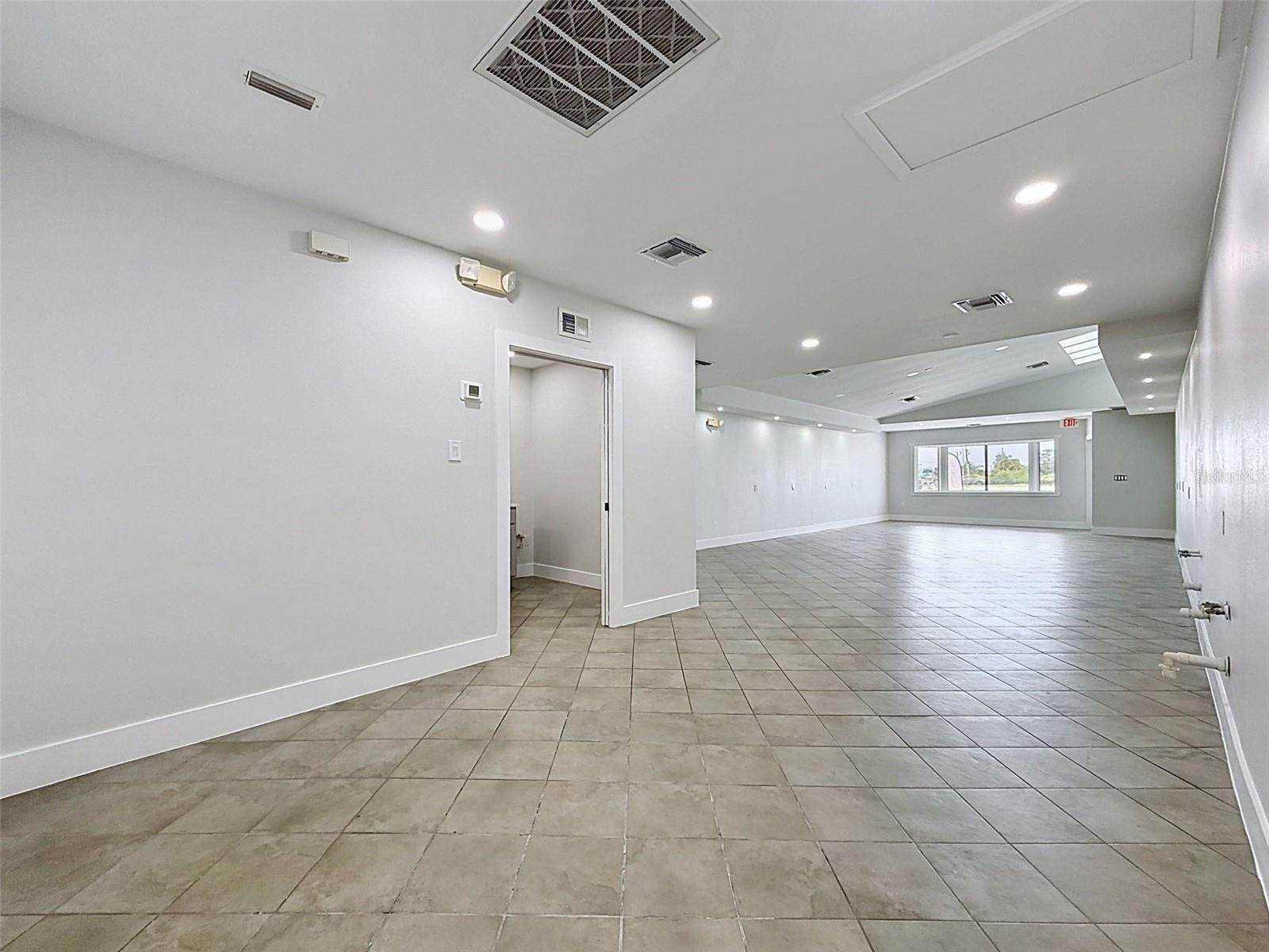 13414 US HIGHWAY 19, HUDSON, FL — photo 20