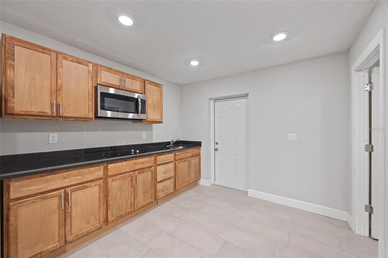409 DEBRA DR, BRANDON, FL — photo 22