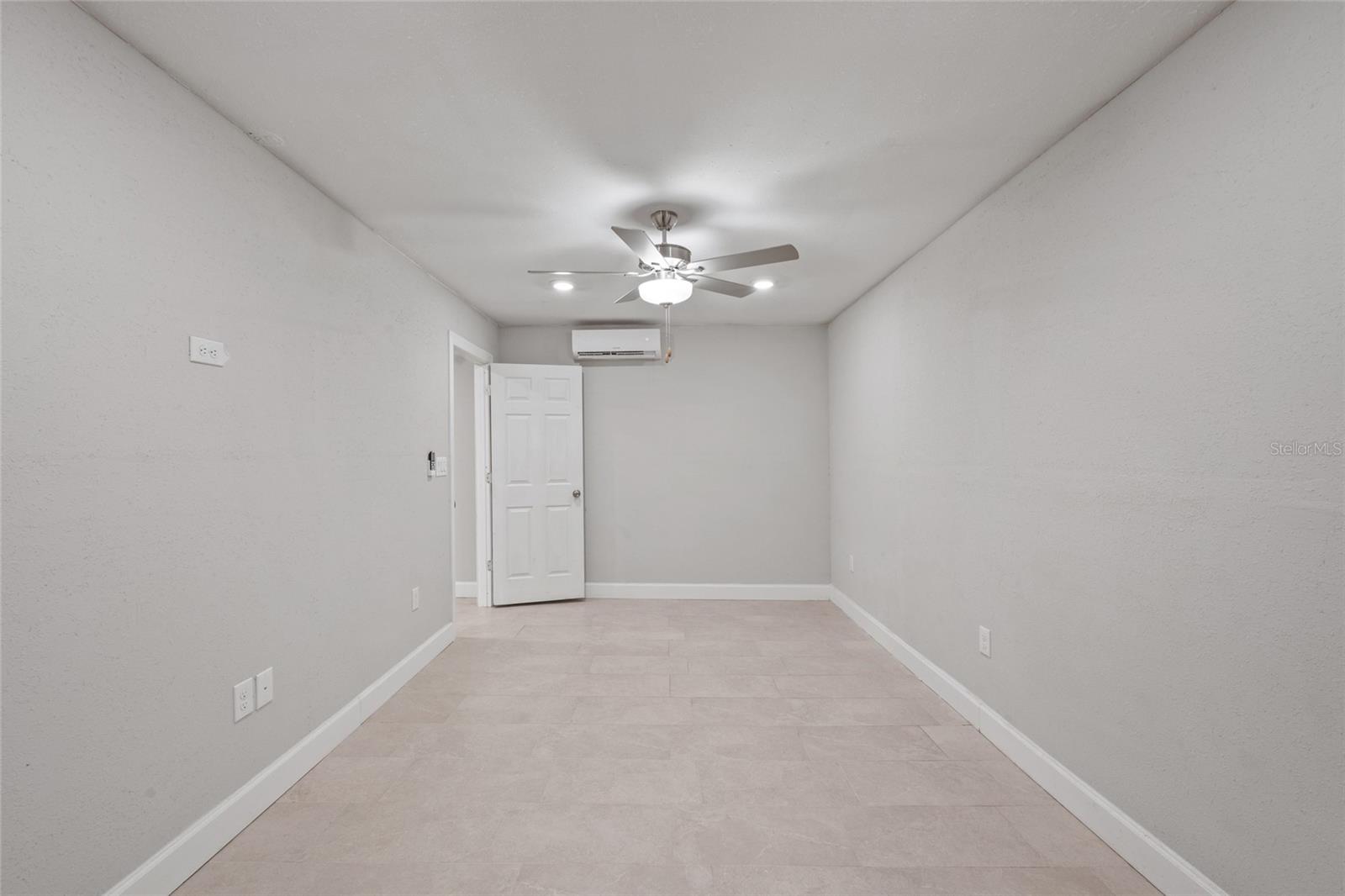 409 DEBRA DR, BRANDON, FL — photo 25