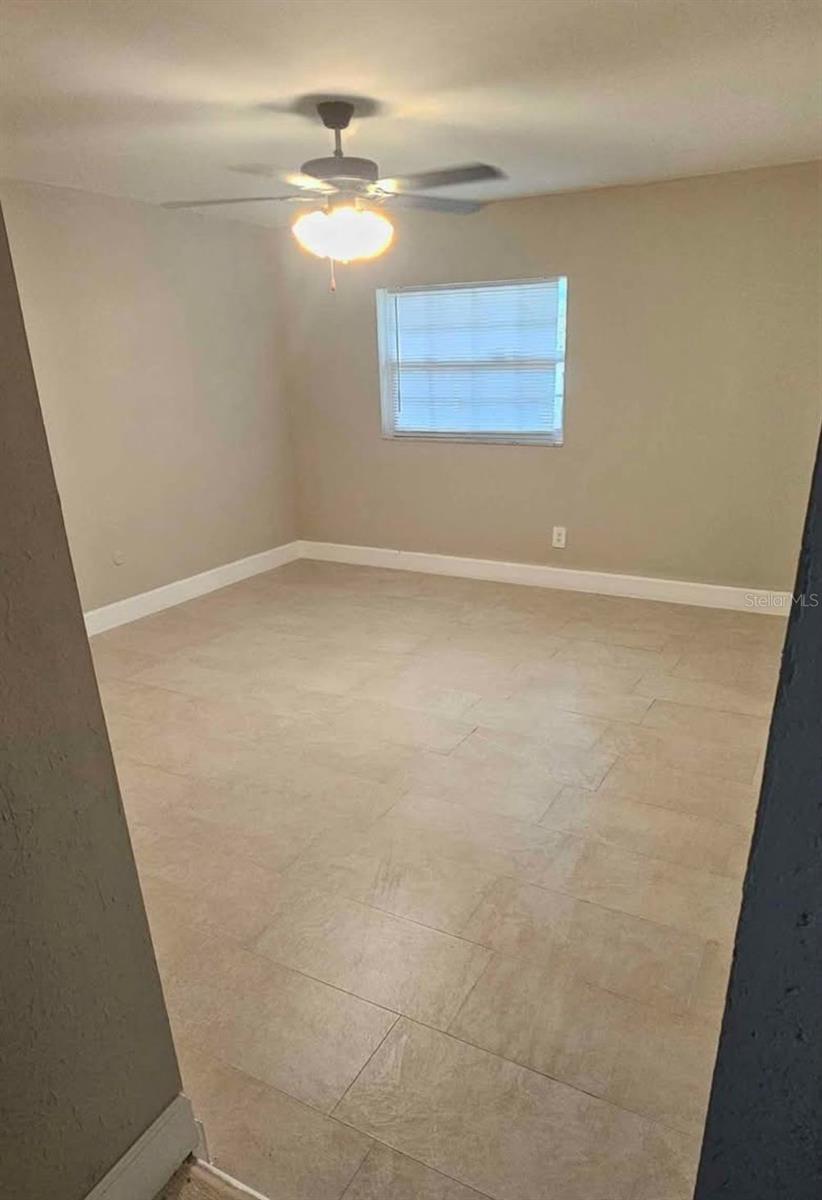 409 DEBRA DR, BRANDON, FL — photo 31