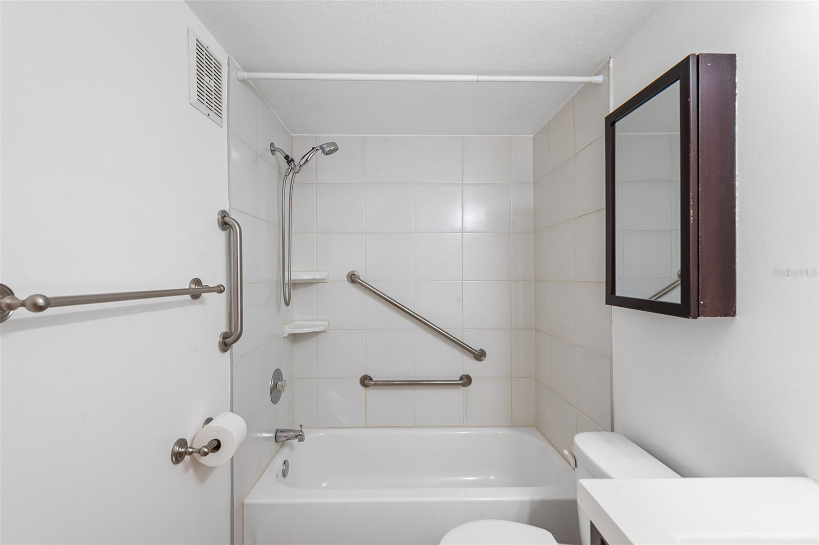 555 62ND ST S #102, ST PETERSBURG, FL — photo 11