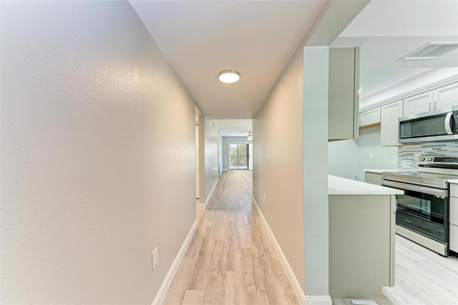 515 30TH AVE W #H201, BRADENTON, FL — photo 3