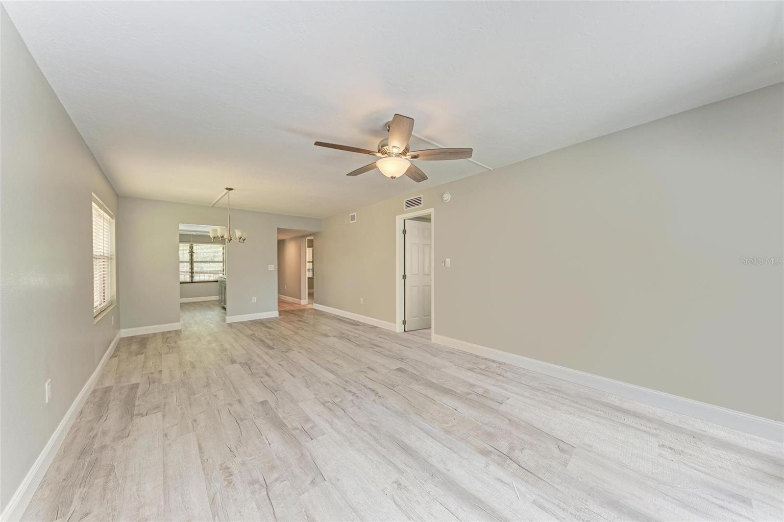 515 30TH AVE W #H201, BRADENTON, FL — photo 8