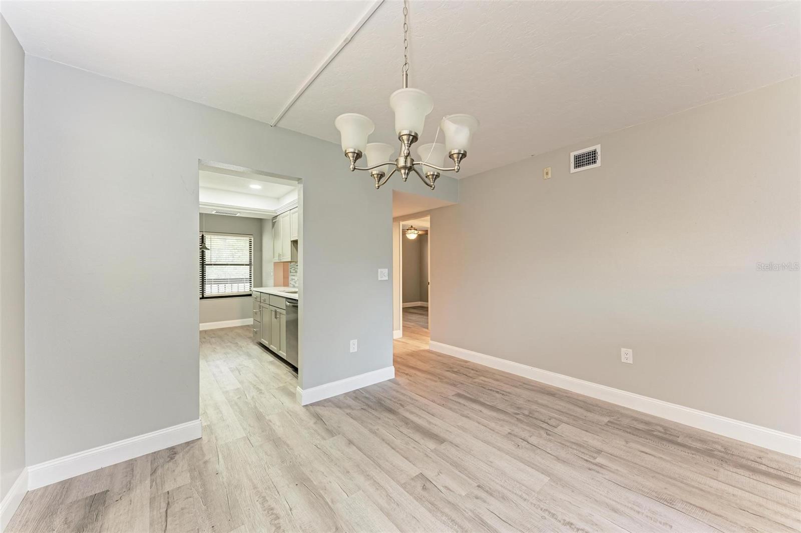 515 30TH AVE W #H201, BRADENTON, FL — photo 15