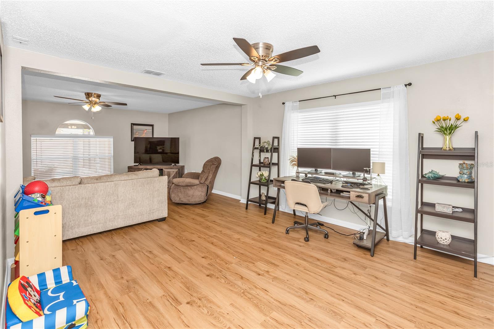 1874 CORNER MEADOW CIR, ORLANDO, FL — photo 33