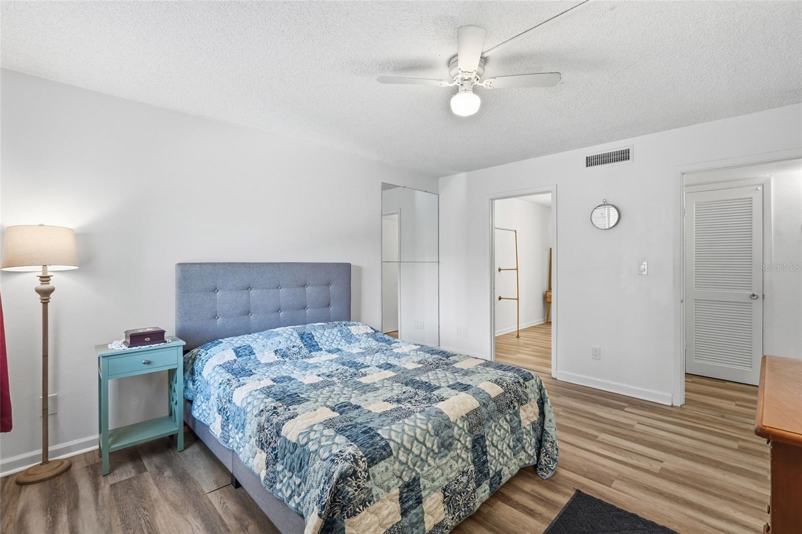 2366 E MALL DR #403, FORT MYERS, FL — photo 17