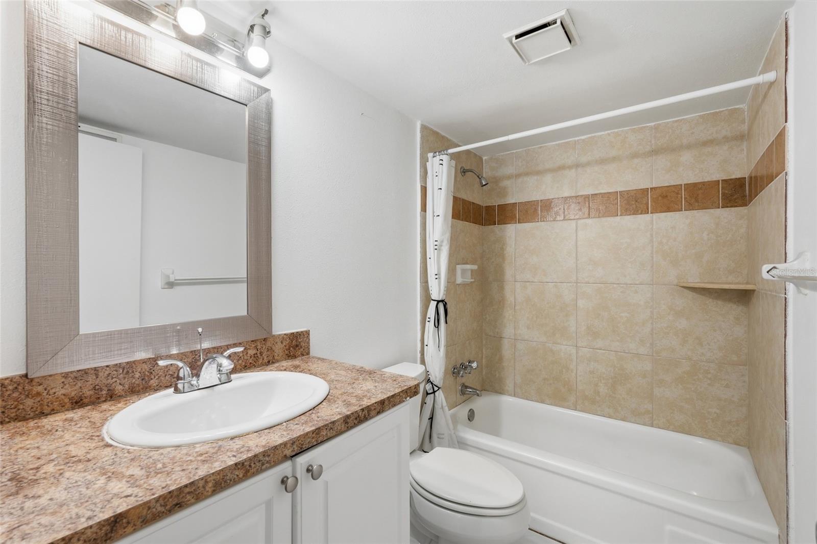2366 E MALL DR #403, FORT MYERS, FL — photo 24