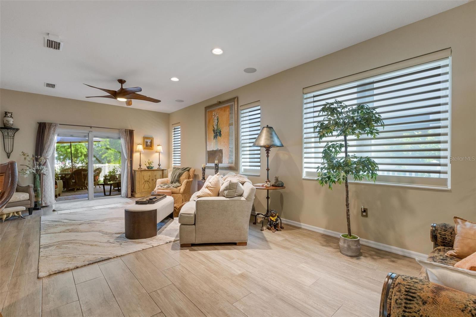6242 BLUE RUNNER CT, LAKEWOOD RANCH, FL — photo 9