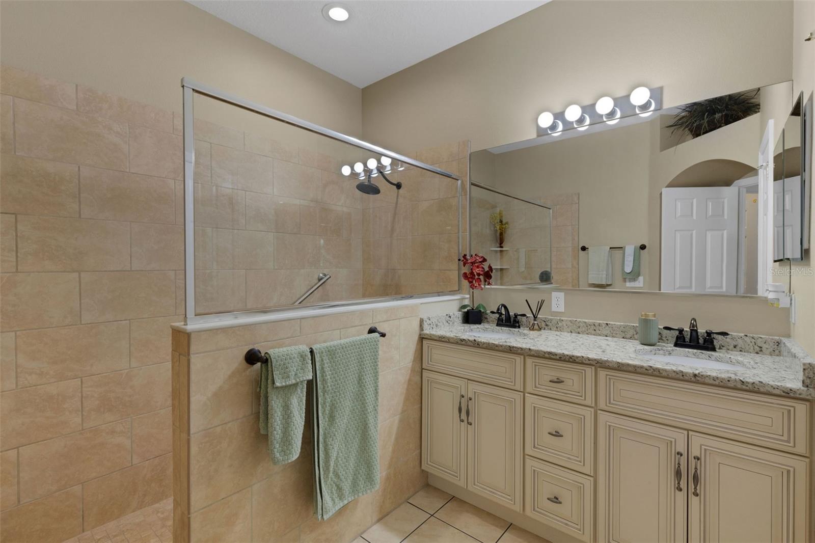 6242 BLUE RUNNER CT, LAKEWOOD RANCH, FL — photo 25