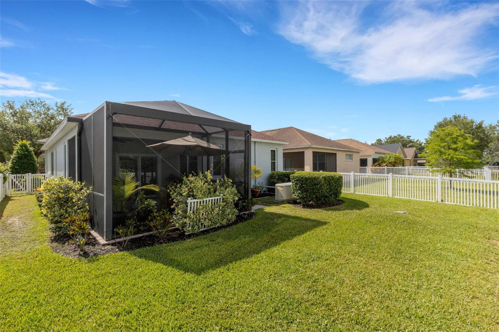 6242 BLUE RUNNER CT, LAKEWOOD RANCH, FL — photo 42